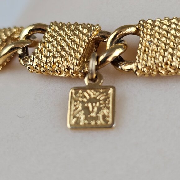 Anne Klein Vtg Lion Head Necklace Clip On Earring Set Gold Tone Statement Chunky - Picture 9 of 17